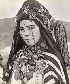 Black And White Berber Woman paint by number